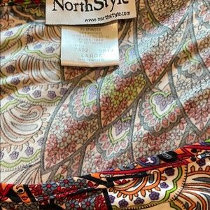 NorthStyle Multicolor Paisley Blouse